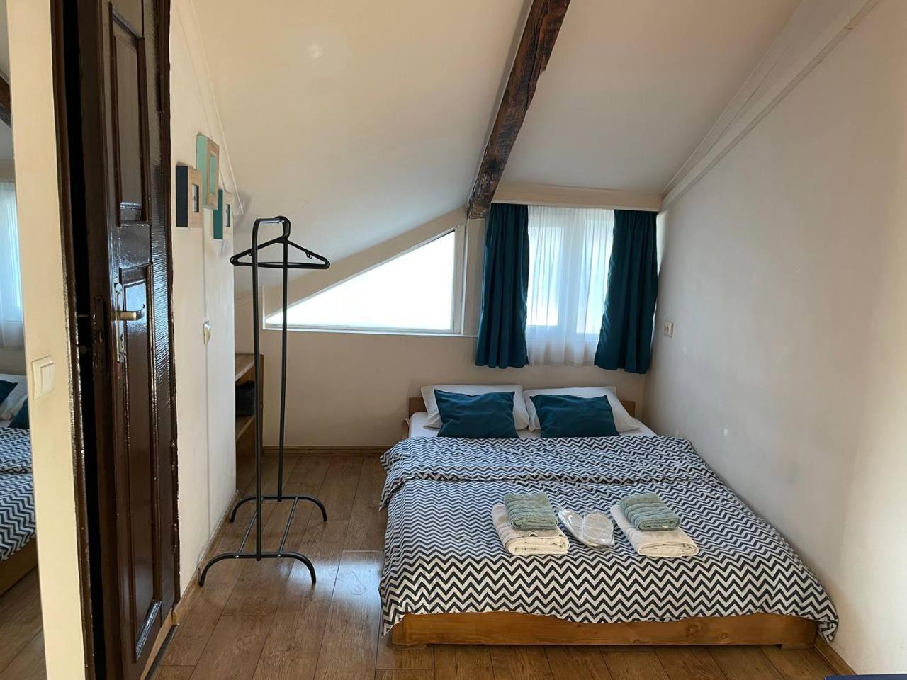 Apartamento Roofs Tiflis Exterior foto