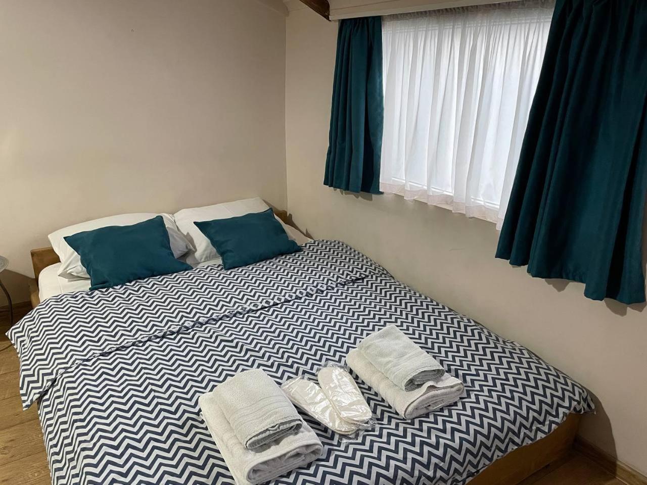 Apartamento Roofs Tiflis Exterior foto