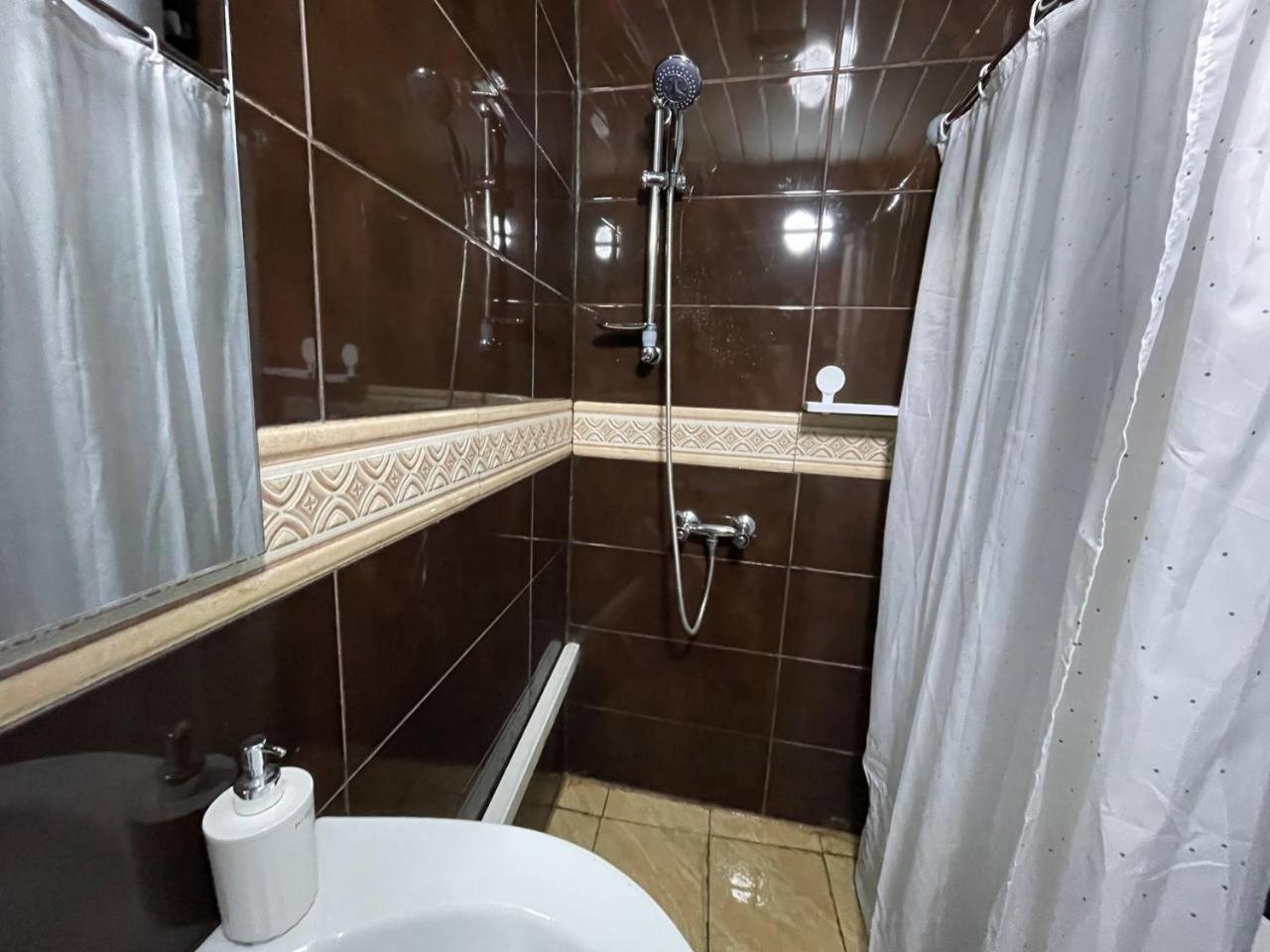 Apartamento Roofs Tiflis Exterior foto
